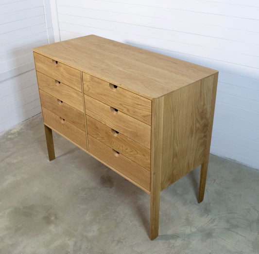 Chest of drawers in Oak or Walnut Solid Wood