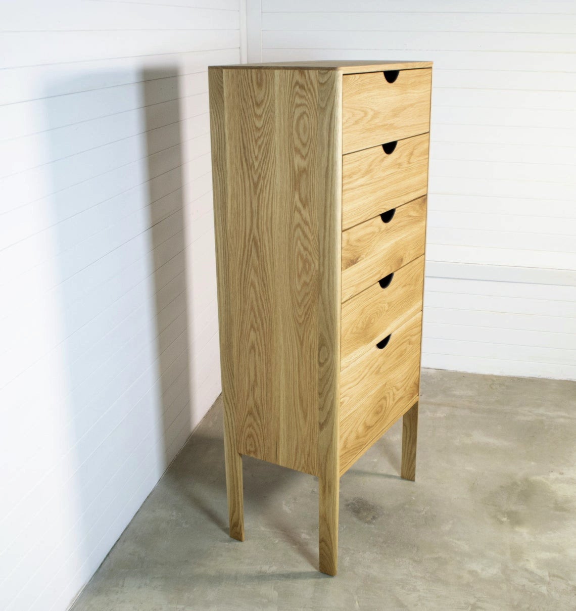 Elsa´s Tall Dresser in solid Oak Wood
