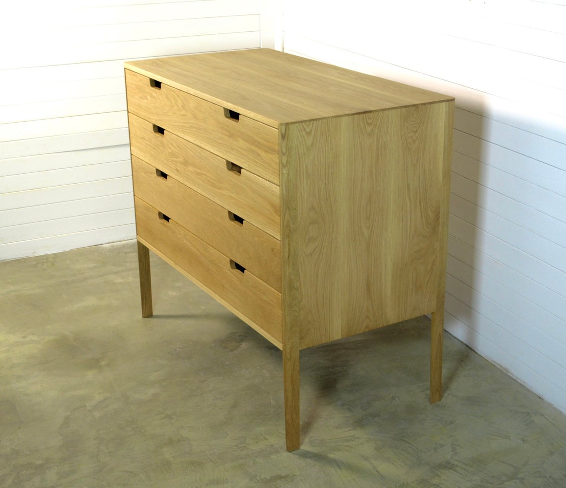 Chest of drawers in Oak Solid Wood